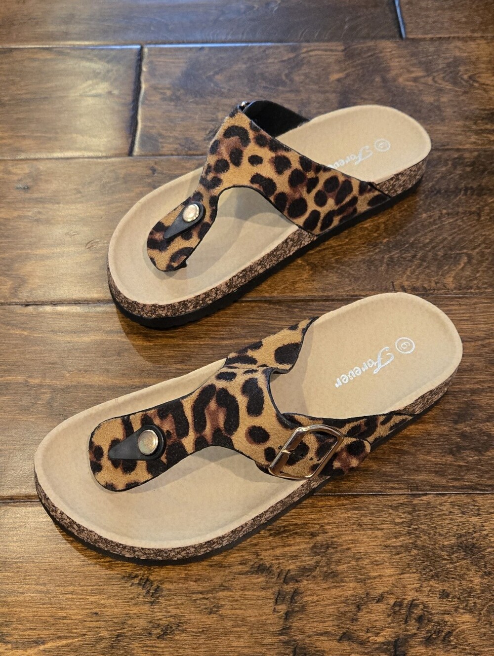NWT Forever Sandals Size 6 Leopard Print - Picture 2 of 7